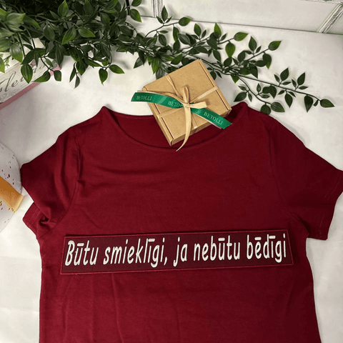 Būtu smieklīgi, ja nebūtu bēdīgi Women’s T-Shirt