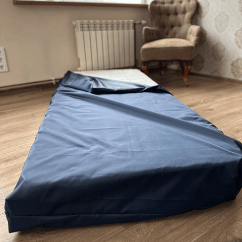 Navy Water-Resistant Polyester Fabric 140 g/m²