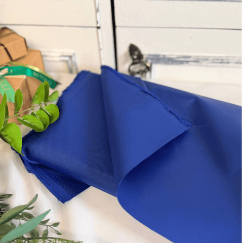 Blue Water-Resistant Polyester Fabric 140 g/m²