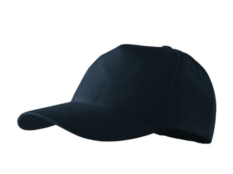 Beisbola cepure ar elegantu izšūtu burtu