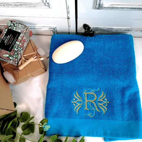 Family Monogramm Cotton Towel with Adorable Embroidery