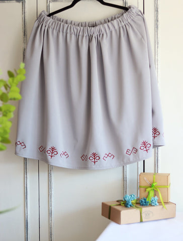 Grieta Short Style Women Skirts With Embroidery